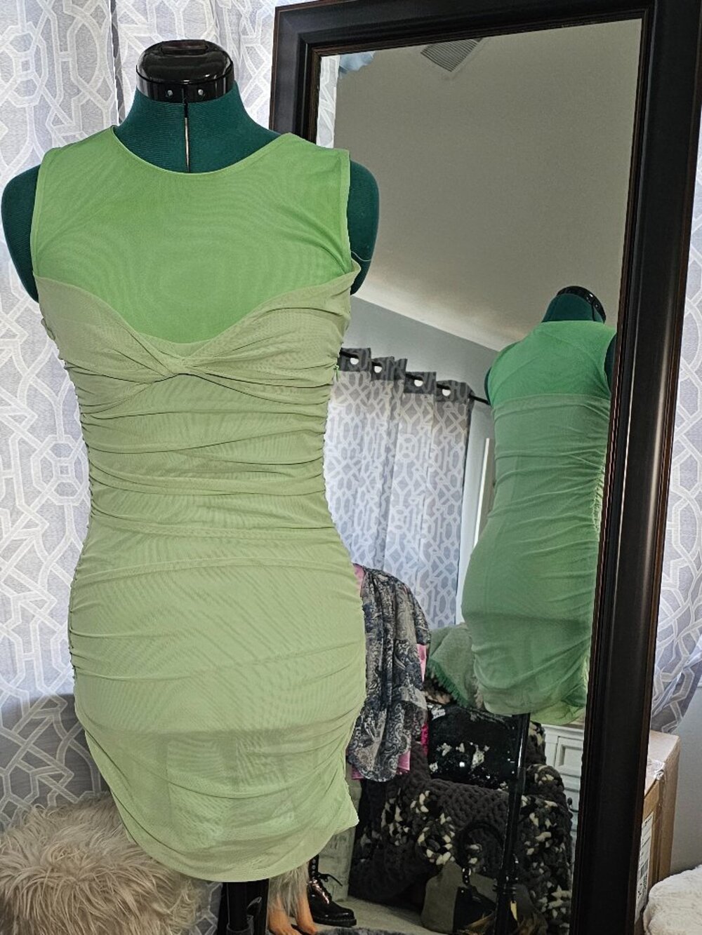 ZARA Fitted Short‑Sleeve Bodycon Dress – Size M – NWOT